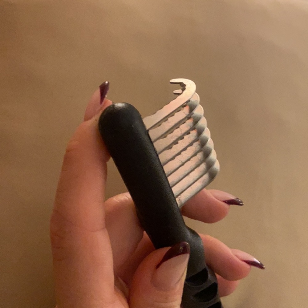 Pet De-Matting Brush
